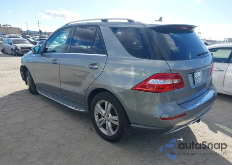 2014 Mercedes-Benz Ml 350 z USA, uszkodzony, nr VIN 4JGDA5JB9EA313850